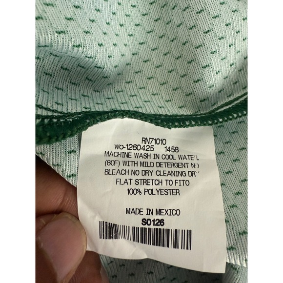 University of Hawaii Football Jersey Men's Large Green Camo - Picture 8 of 11